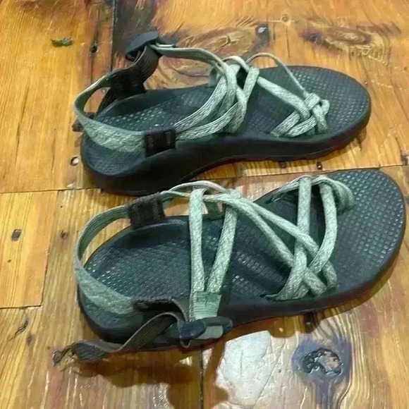 Chaco Vibram Non-Marking Toe Strap Water Sandal Shoes Women’s Green Brown Size 7 - Picture 6 of 12